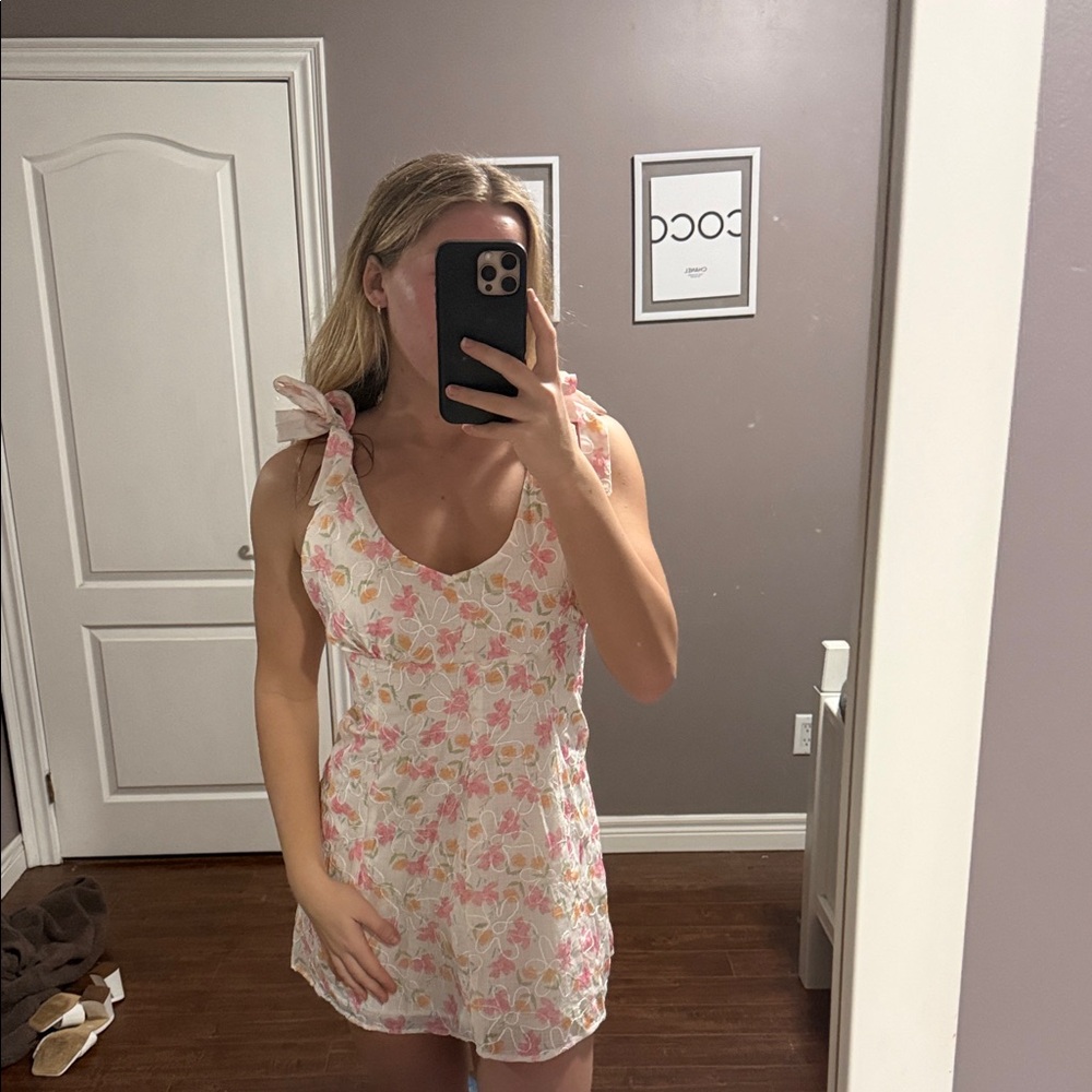 Floral Pink and White Sleeveless Dress with Bows